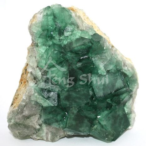Fluorit zelený Madagaskar drůza 790 g