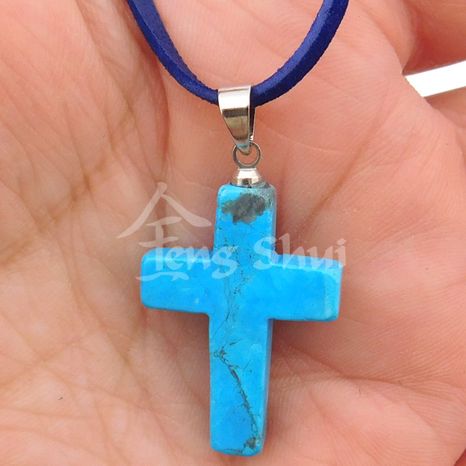 Přívěsek Křížek Turkenit modrý
